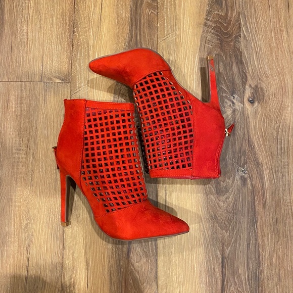 Red Spike Booties - Picture 3 of 3